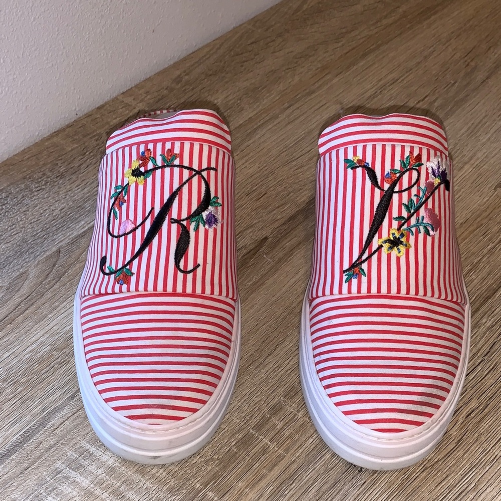 ROGER VIVIER Red and White Striped Slip-On Shoes INITIALS SIZE 37.5/ 7.5